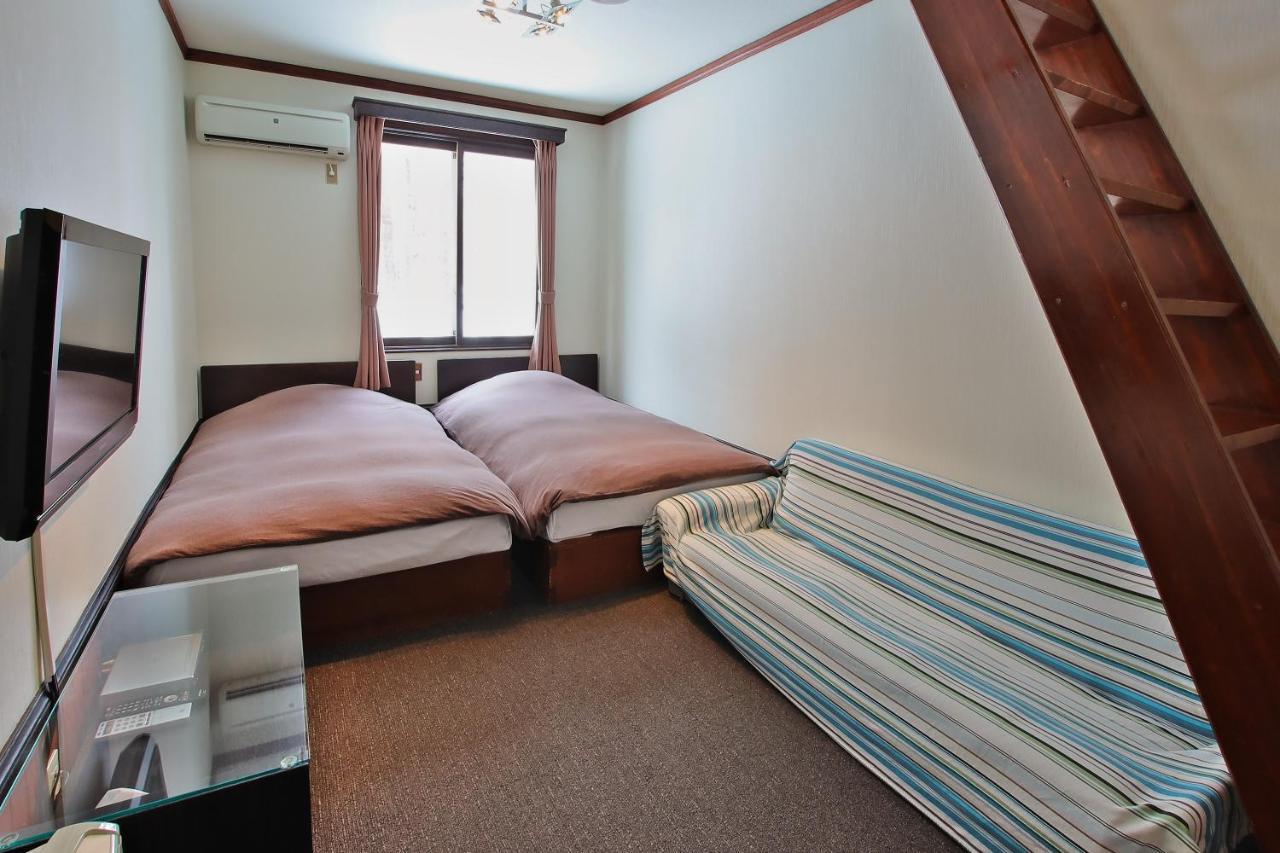 Eternal Flame Bed & Breakfast Hakuba Ngoại thất bức ảnh